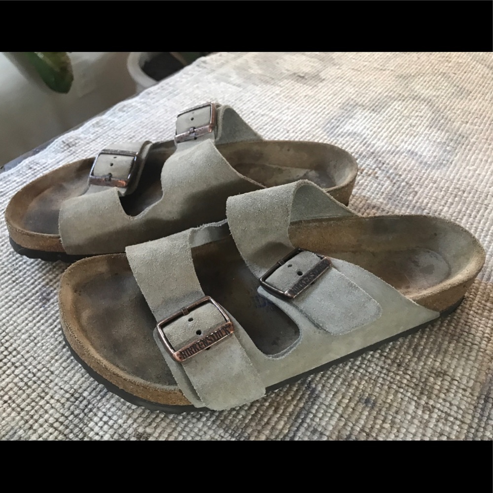 Taupe "Arizona" suede Birkenstocks size 39
